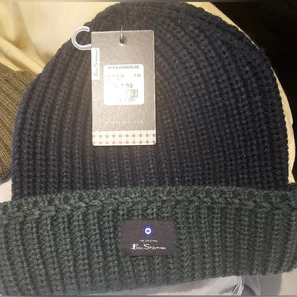 Ben Sherman Dark Blue and Green Knit Beanie- One Size Fits All- New With Tags